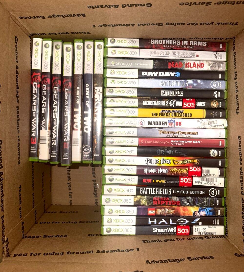 Microsoft Xbox 360 27 Game Lot w/ Cases - Star Wars Halo Harry Potter *READ*